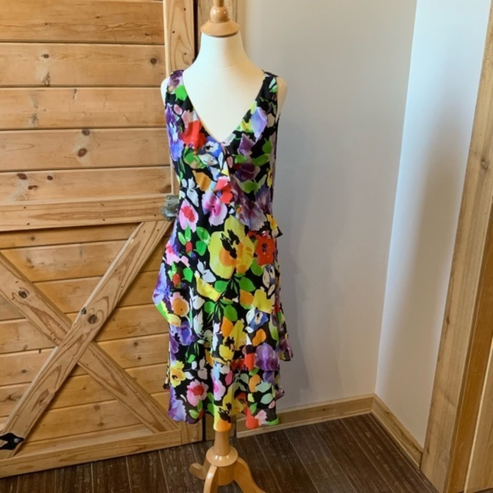 Ralph Lauren sleeveless v neck dress SZ 8 EUC